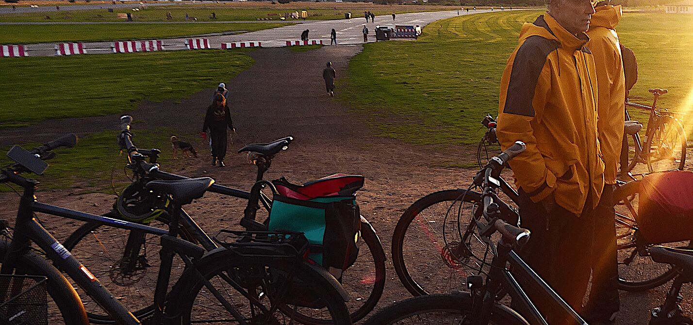 Probetour: Das Tempelhofer Feld mit dem Fahrrad entdecken
